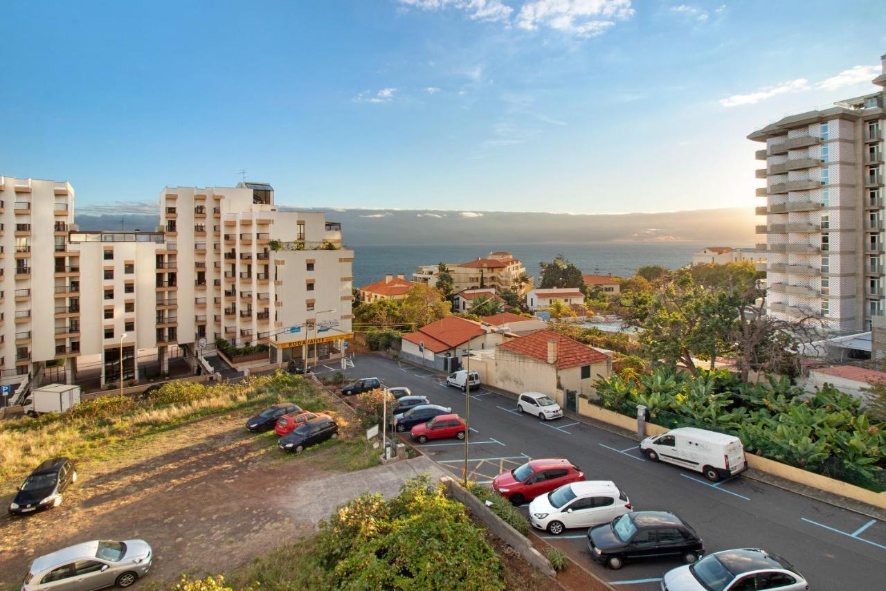 Appartamento Dfm Happy Days D - Funchal Esterno foto