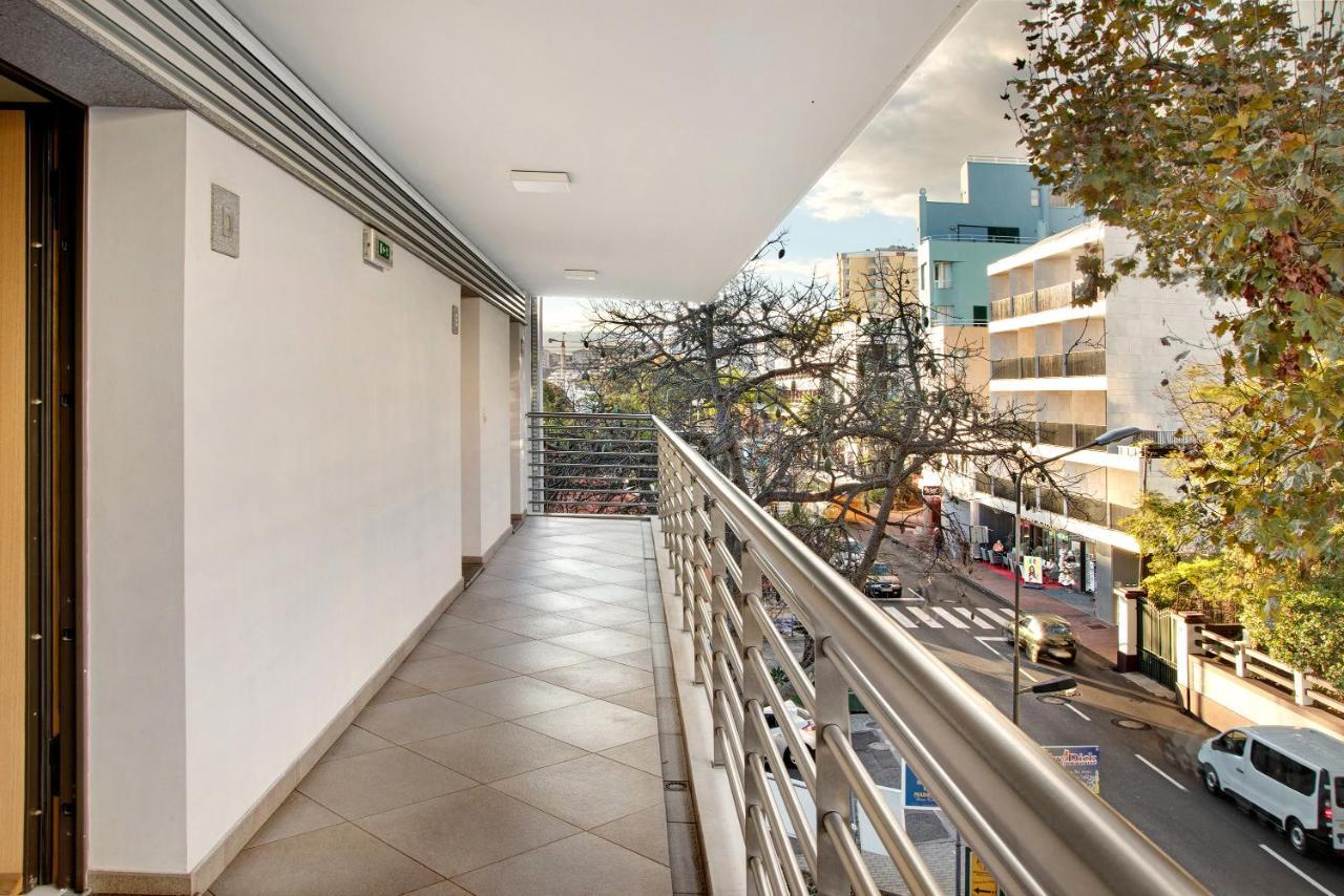 Appartamento Dfm Happy Days D - Funchal Esterno foto
